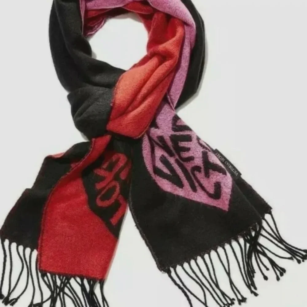 VICTORIAS SECRET SCARF PINK & BLACK LOVE VICTORIA WINTER ANGEL